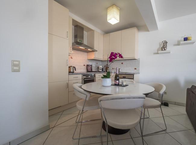 Luxury Penthouse Apartment With 3 Balconies -2 Bedrooms -Petrus View & Parking Luxembourg Luaran gambar