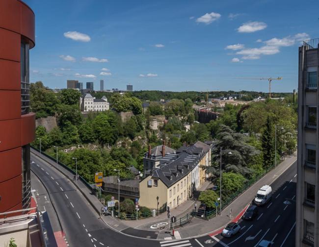 Luxury Penthouse Apartment With 3 Balconies -2 Bedrooms -Petrus View & Parking Luxembourg Luaran gambar
