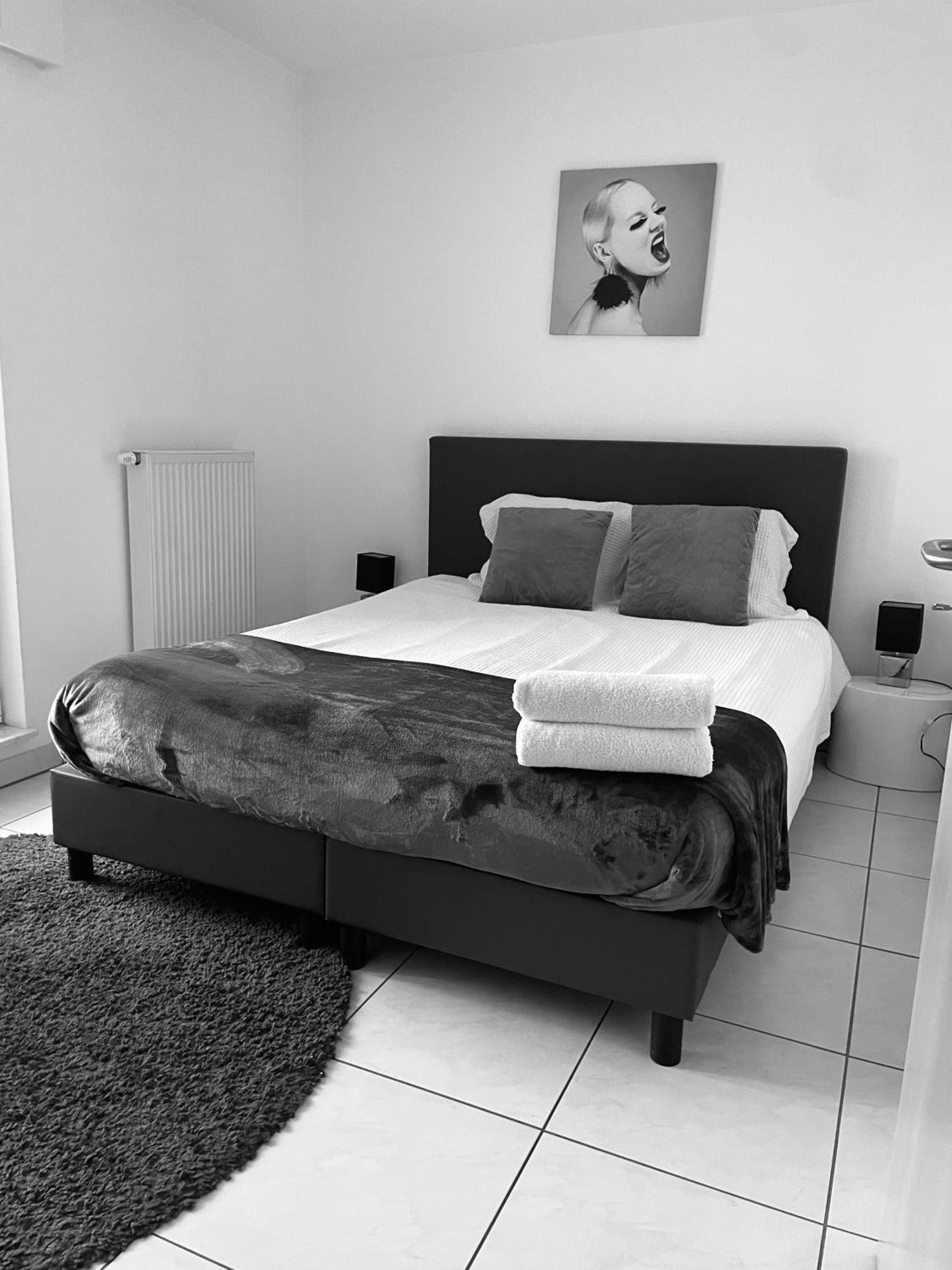 Luxury Penthouse Apartment With 3 Balconies -2 Bedrooms -Petrus View & Parking Luxembourg Luaran gambar